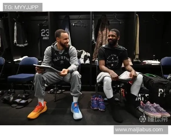 欧文和足球明星合影照片